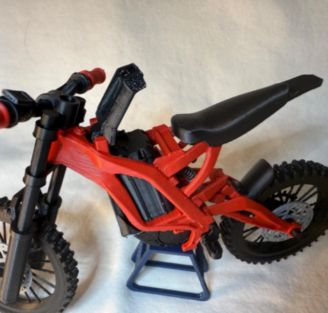 Миниатюрная модель Surron Light Bee X5